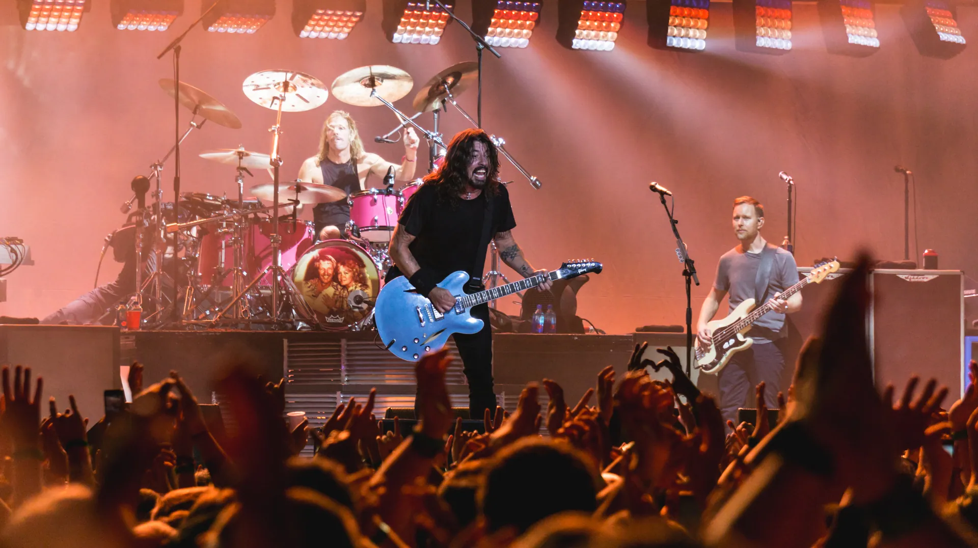 Foo Fighters - The O2 - Tuesday 19th September 2017 FooO2190917-11