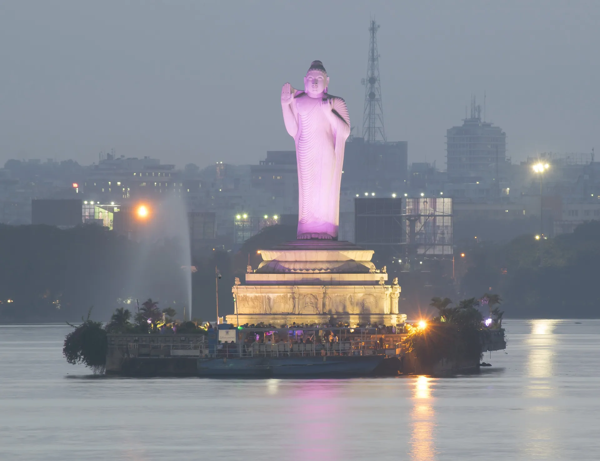 Buddha statue 11102016