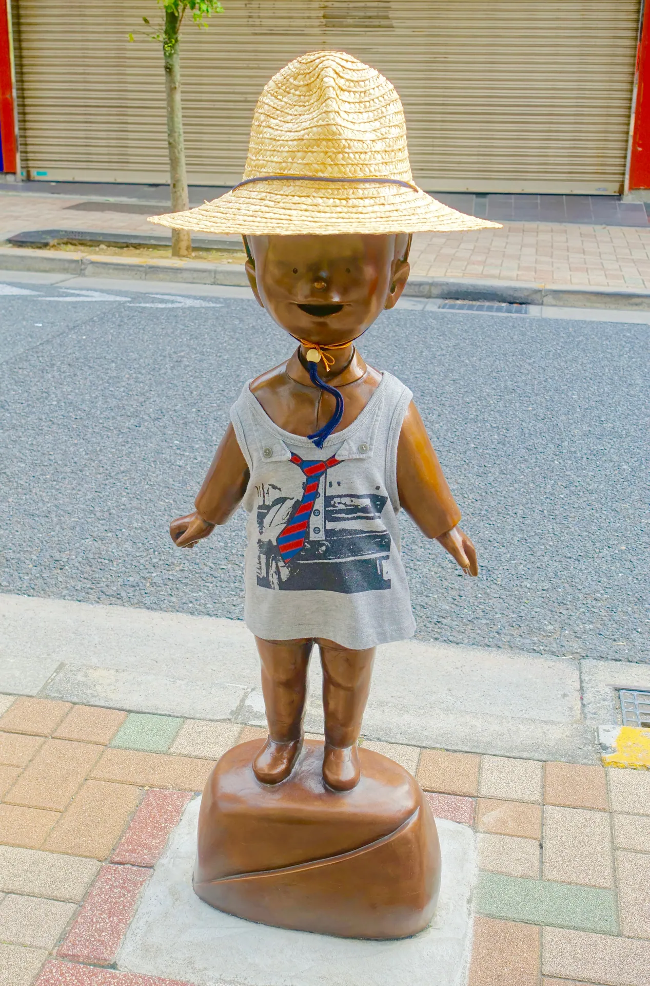 Little man - Kagurazaka, Tokyo, Japan - DSC05145