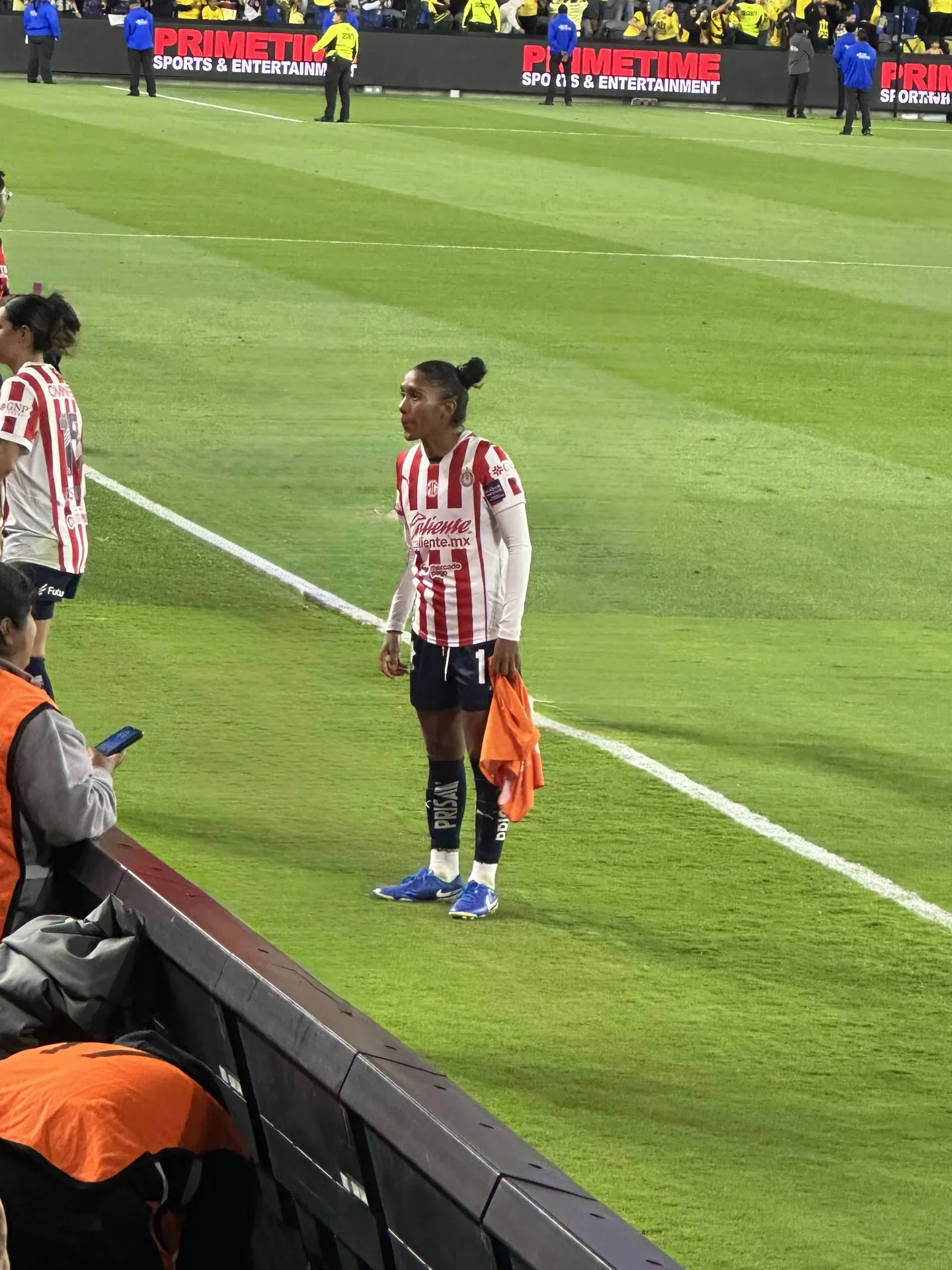 Joselyn de la Rosa with Chivas Femenilc in 2025