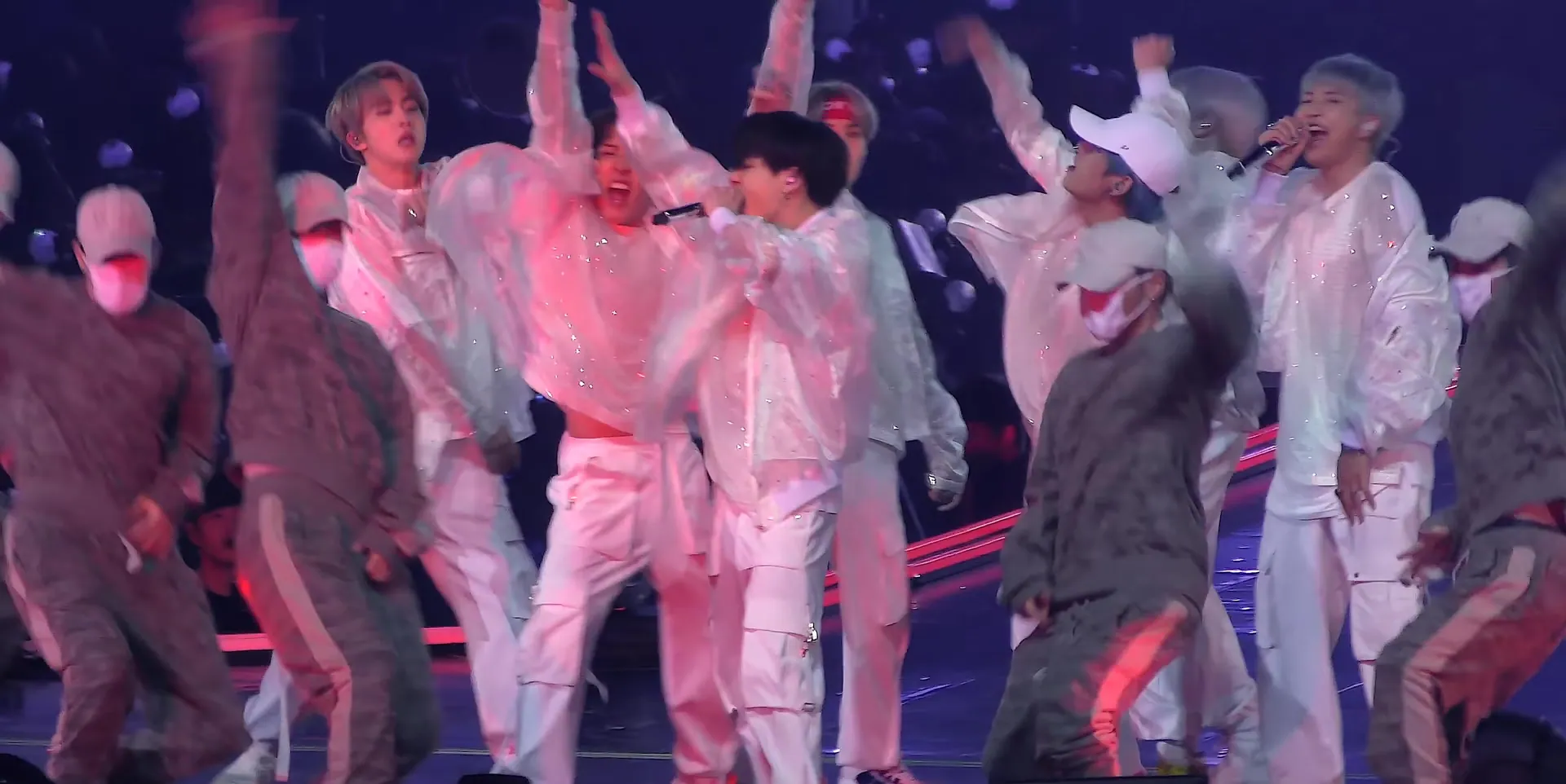BTS performing "Mic Drop" during Love Yourself concert in Hong Kong, 24 March 2019 03