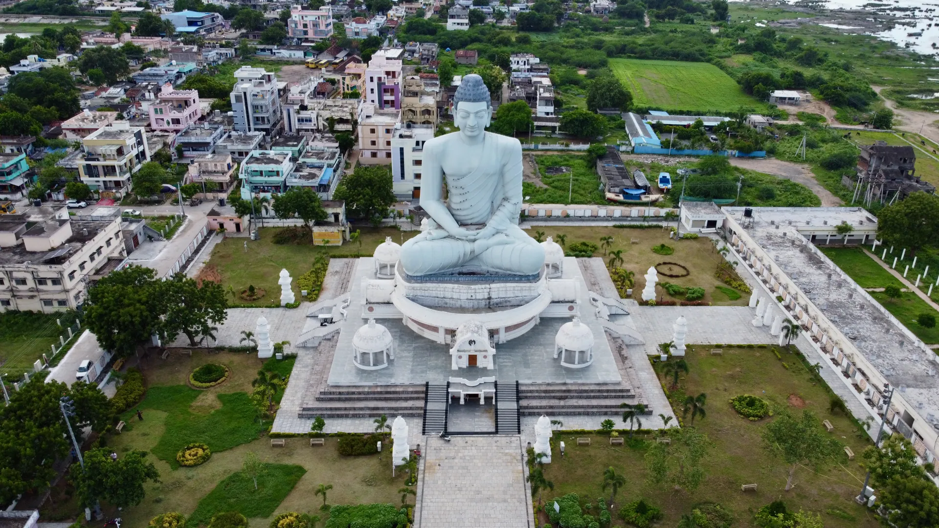 Dhyana buddha statue in Amaravathi