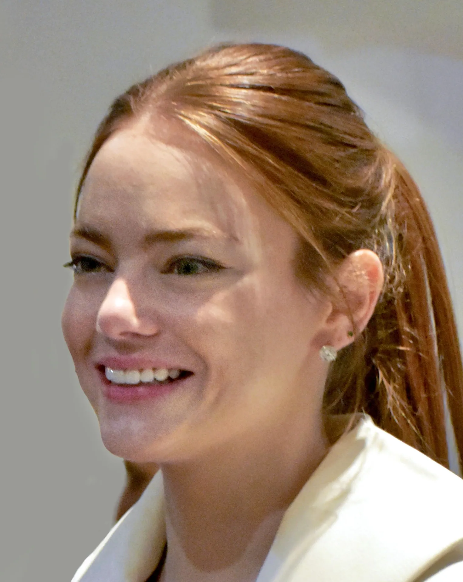 Emma Stone after Kinds of Kindness press conference at 2024 Cannes Film Festival 3 (cropped 2) (cropped)