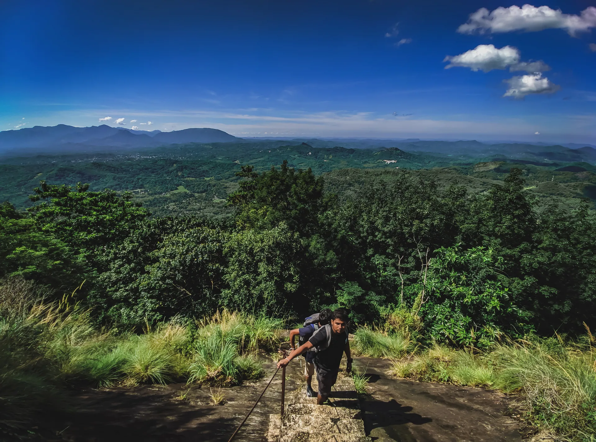 Alagalla mountain range 03