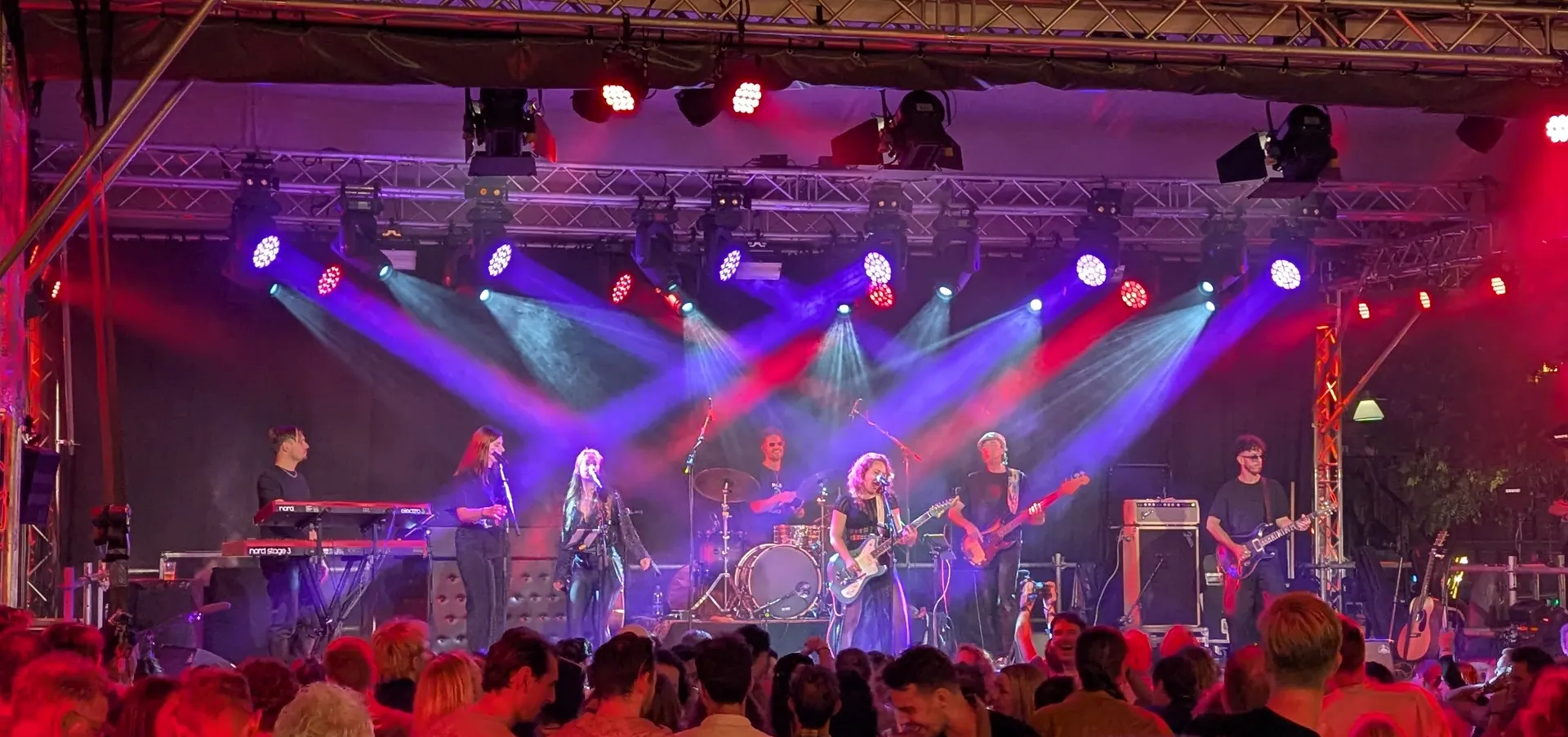 P!nk Undercoversessie op Grote Markt 2026 02