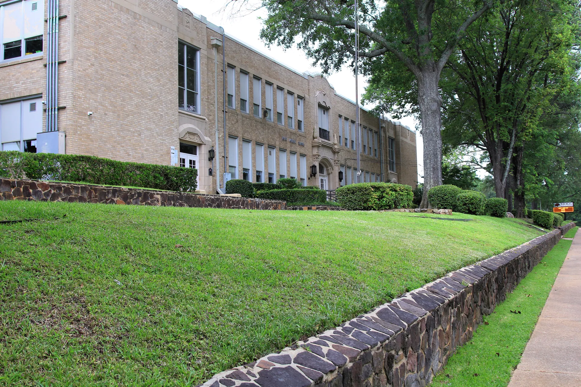 Hogg Middle School tyler Texas 2019