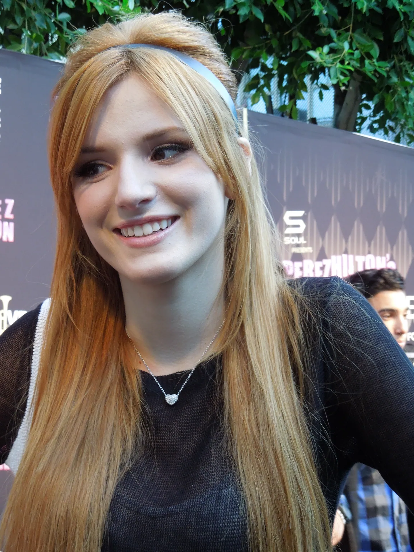 Bella Thorne 3, 2012