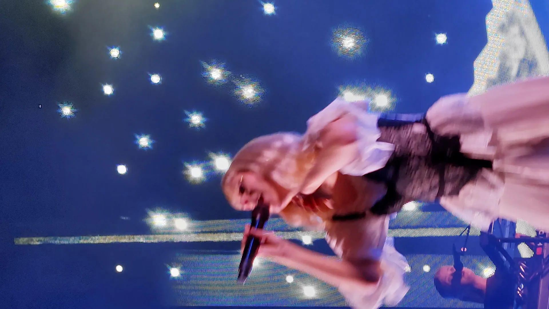 Aurora at Malakoff Festival - Norway - Concert 2024-Jul-19 - Knut-N-Borgund - Stagephoto (39)