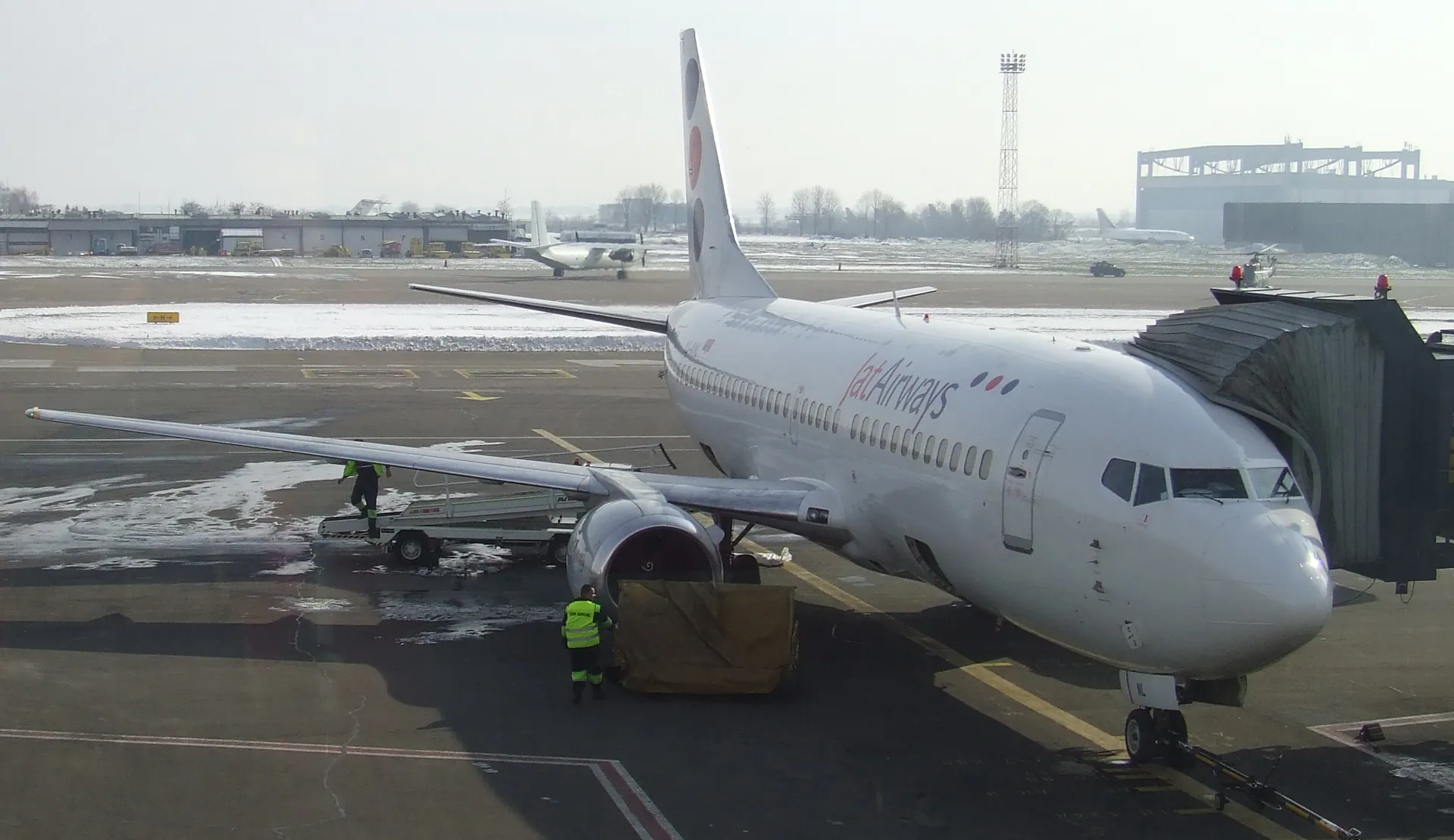Boeing 737 na aerodromu Nikola Tesla 2010