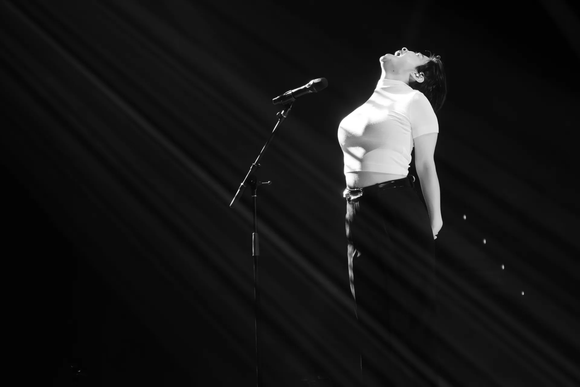 Mitski at the Moda Center in Portland 01