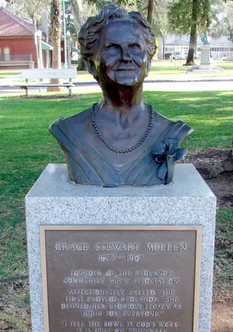 Grace Mullin Watches Over The Redlands Bowl 3-8-12a