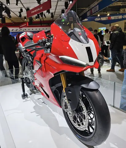 Ducati Panigale V2S 2025