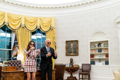 Joe Biden records a video address with Olivia Rodrigo (2)