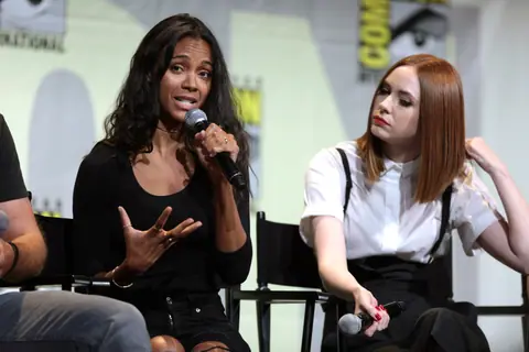 Zoe Saldana & Karen Gillan