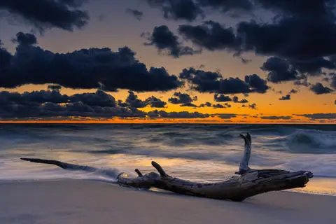 sea-sunset-clouds-sky-5k-zh