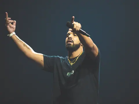Drake Summer Sixteen Tour (cropped)