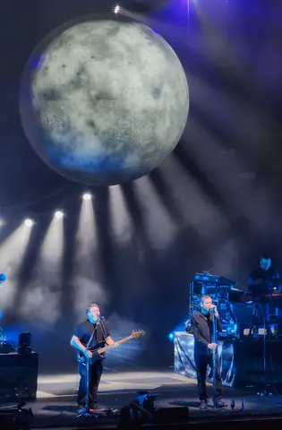 Australian Pink Floyd Show performing at Caesars Windsor, 2023-09-28 02