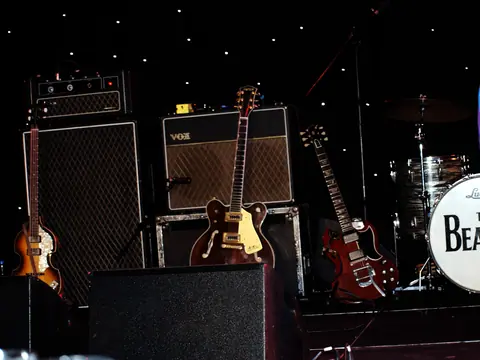 Bootleg beatles' guitars and amps