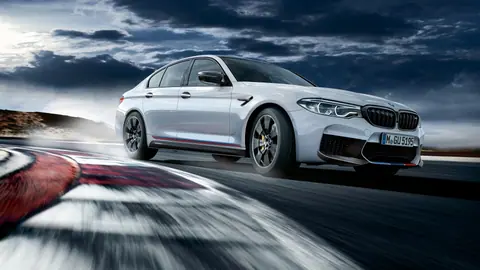 BMW_M5_M_Performance_2018_White_Motion_535103_1920x1080