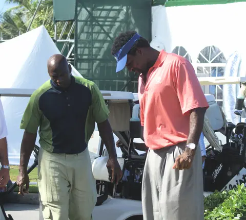 Michael Jordan & Charles Oakley on the green