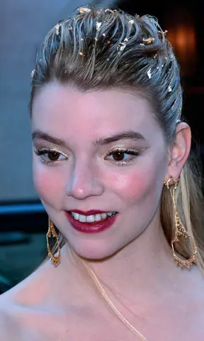 Anya Taylor-Joy by Patrick Lovell, January 2019 (cropped)