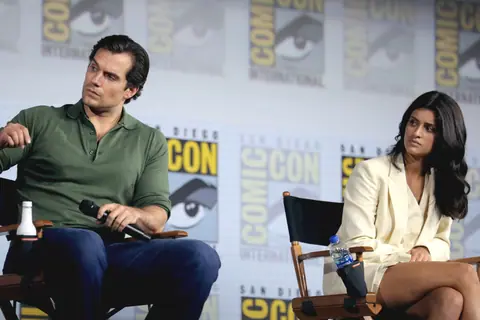 Henry Cavill & Anya Chalotra