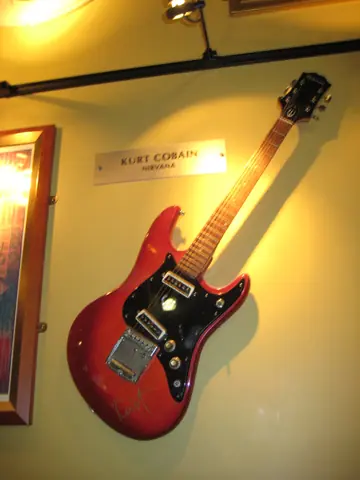 Epiphone ET-270T Kurt Cobain's autographed @ HRC Pennsylvania