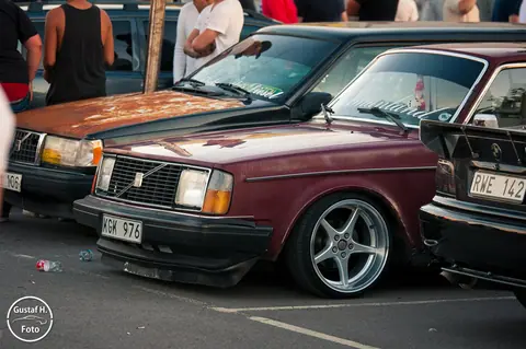 Volvo-Volvo-240-Gustaf-H-Sedan-car-Sweden-Swedish-cars-1499677-354329862