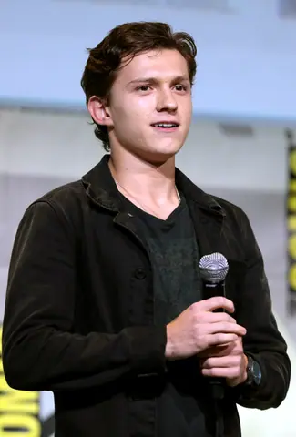 Tom Holland (28652884235) (cropped)