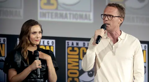 Elizabeth Olsen & Paul Bettany
