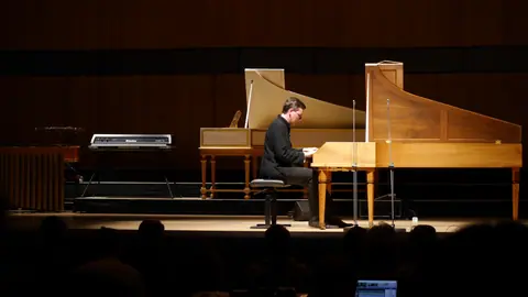 P1400004 Andrey Doynikov spielt Bach
