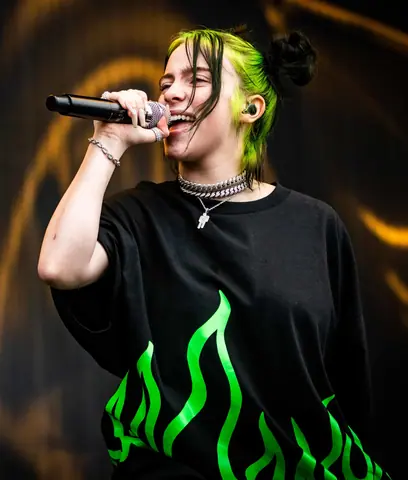 Billie Eilish at Pukkelpop Festival - 18 AUGUST 2019 (01) (cropped)