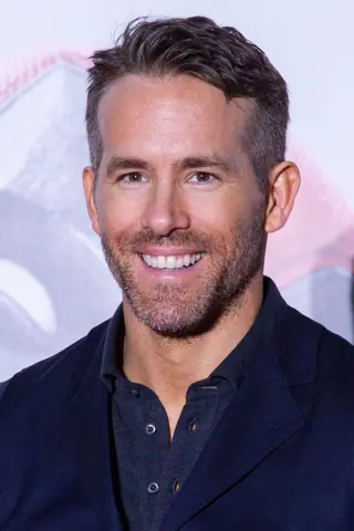 Deadpool 2 Japan Premiere Red Carpet Ryan Reynolds (cropped)