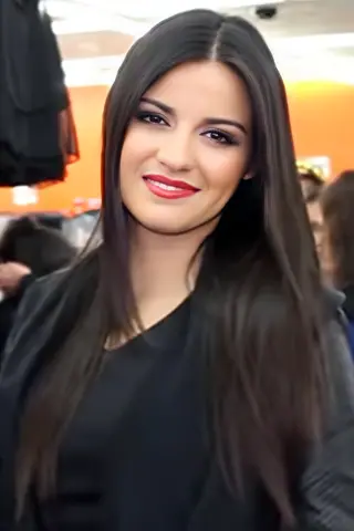 Maite Perroni at the launch of "Maite Perroni Collection" in December 2014 03