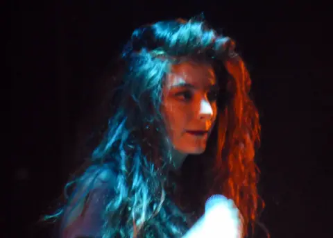 Lorde concert at the Fillmore, Detroit, 2014-02-16 -11