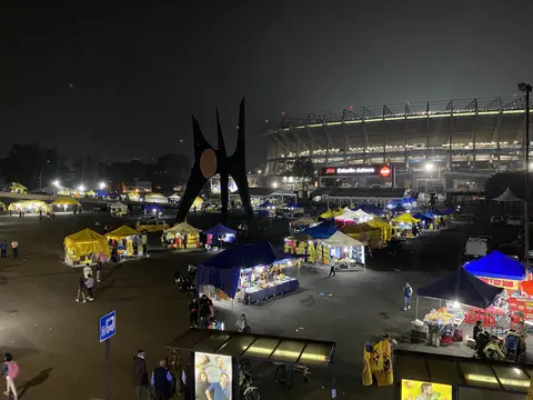 Exterior del Estadio Azteca Tigres Femenil América