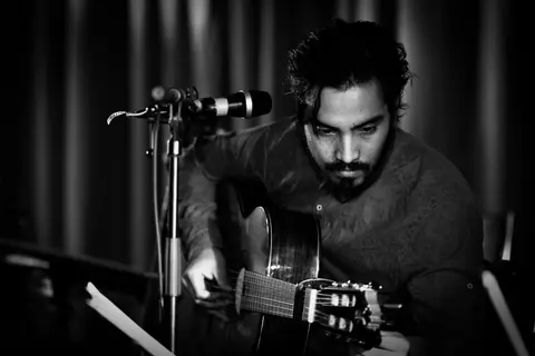 Huslyden- Camilo Beltran tolker Nick Drake