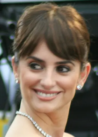 Penélope Cruz 2009 (cropped)