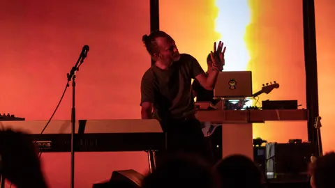 ThomYorkeRHouse080618-4