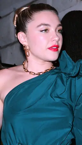 Florence Pugh in 2020 (2)