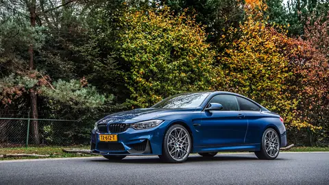 BMW_M4_Competition_Blue_Metallic_Coupe_Side_584193_1920x1080