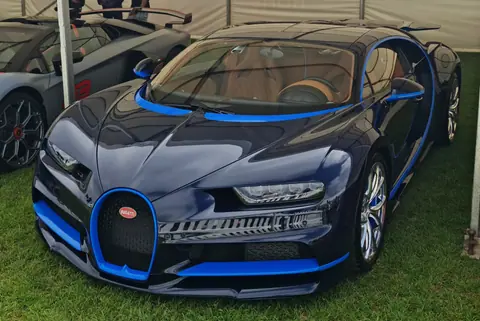Bugatti Chiron Royal Blue