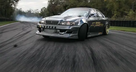 1997-toyota-chaser-jzx100-is-a-vip-drift-machine-can-easily-obliterate-tires__cf0e4c98