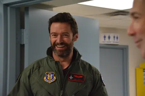 Hugh Jackman 160219-F-FS041-442