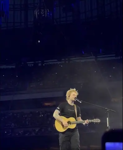 Ed Sheeran in Philadelphia 04