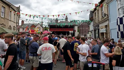 Live music in Pilton Street on Green Man Day - geograph.org.uk - 8099484