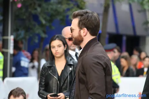 Chris Evans - Captaiin America