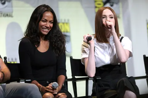 Zoe Saldana & Karen Gillan