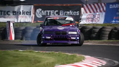 bmw-e36-with-racing-exhaust-28643-vimeo-thumbnail