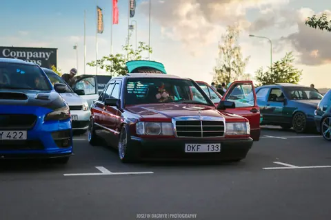 Josefin-Dagmyr-Sweden-car-meets-Mercedes-Benz-red-cars-jonkoping-2205655-3306683477